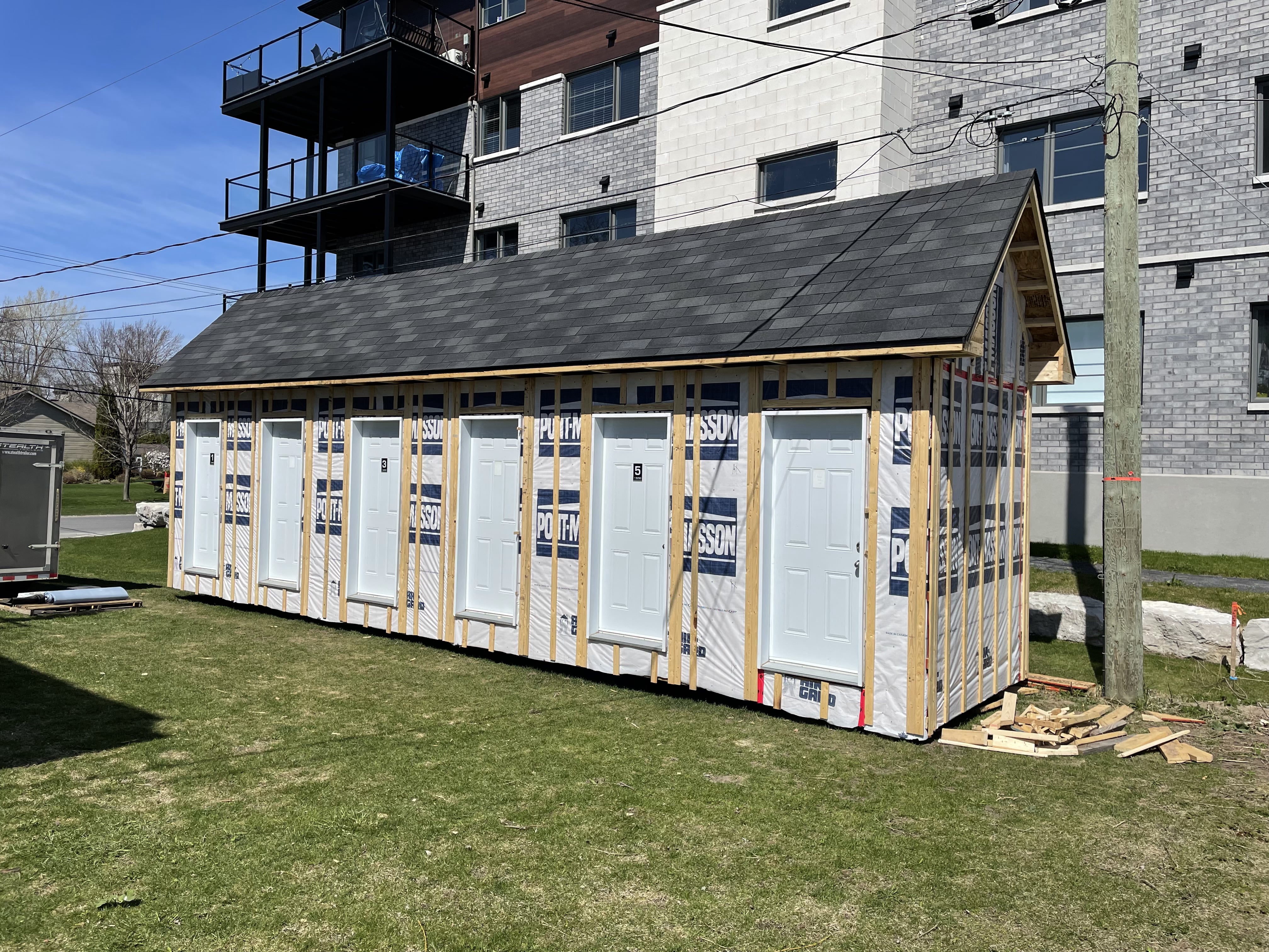 Cabanon 6 portes.